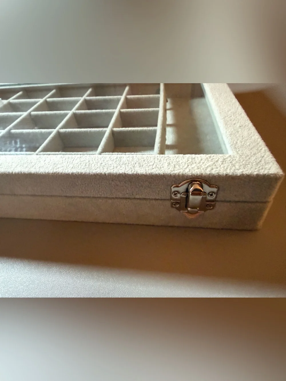 Plush Jewelry Storage Tray Organizer in Light Gray
